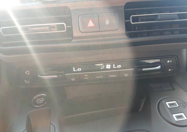 Peugeot Rifter cena 151300 przebieg: 1, rok produkcji 2024 z Legnica małe 277